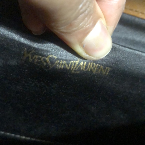 Large Yves Saint Laurent Brown Leather Clutch with patent leather - Picture 10 of 12